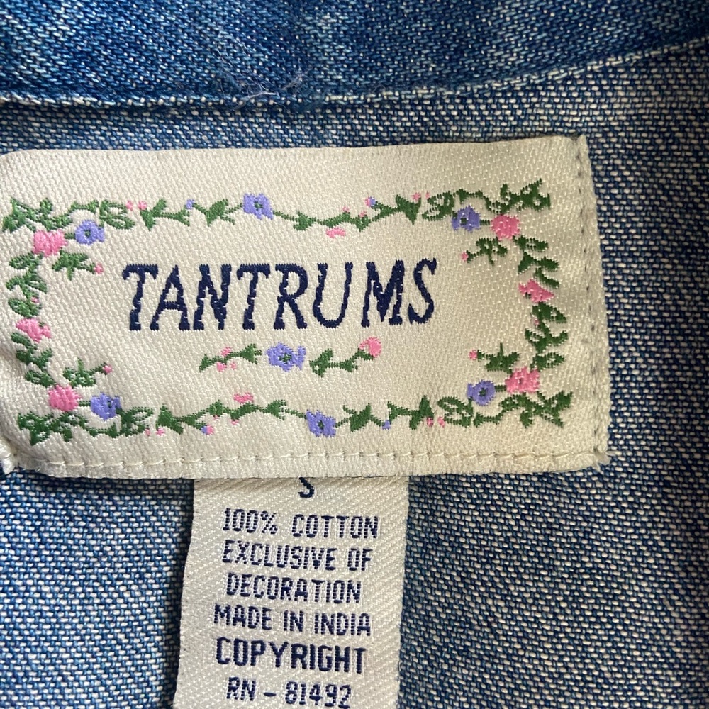 Tantrums Sz S Women’s Blue Denim Jacket with Red Floral Embroidery - Picture 2 of 11